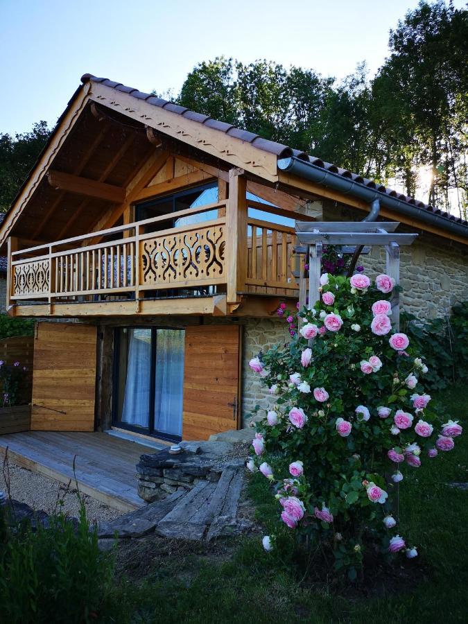 Chalet Le Clos De L'Orme Saint-Lattier Екстериор снимка